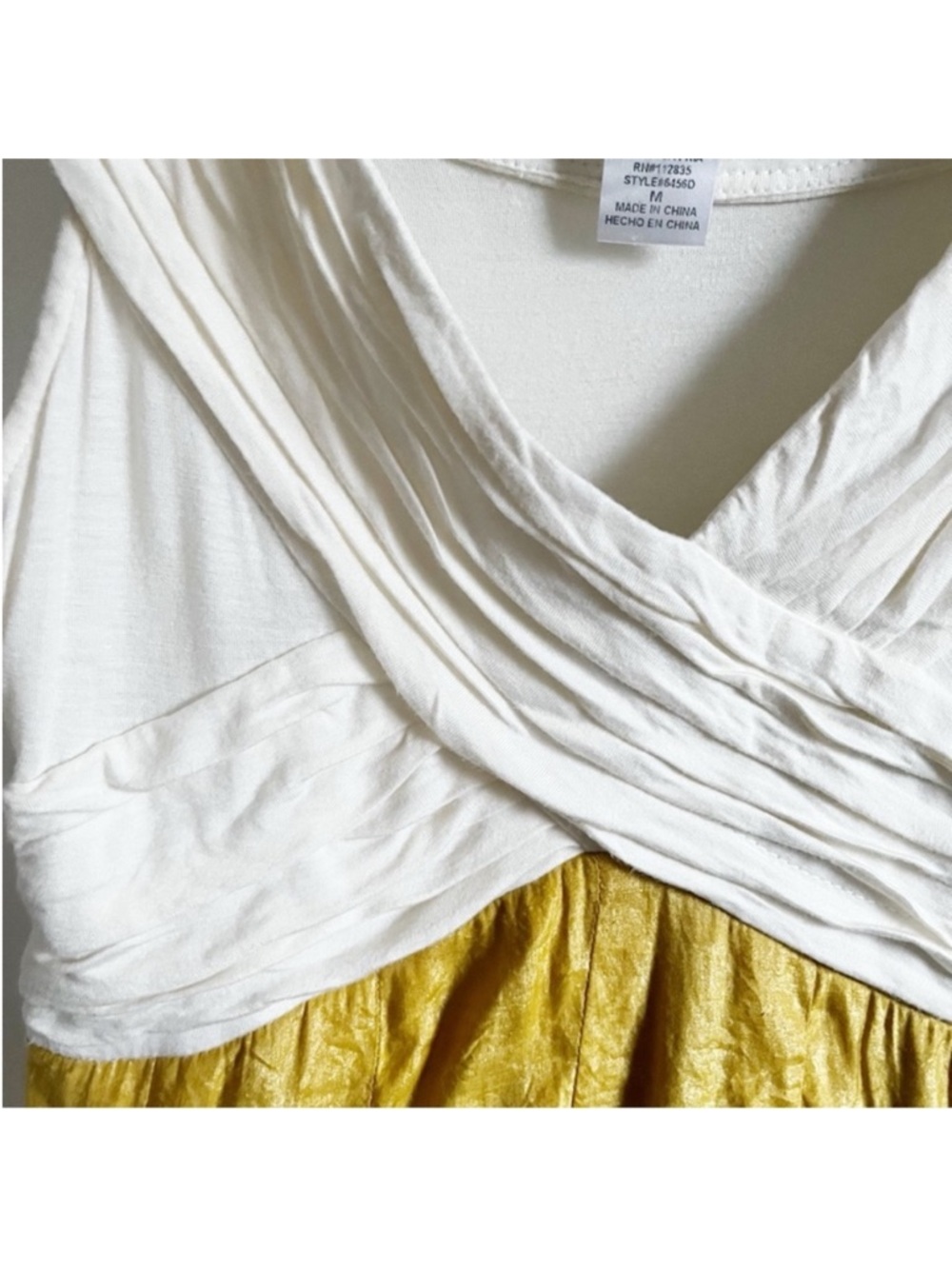 Esley dress white golden yellow draped crossover sleeveless pleated flare - Picture 2 of 5